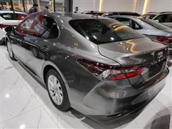 تۆیۆتا کامری